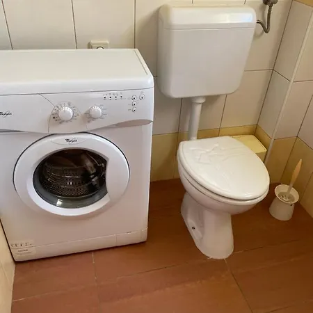 Kika Apartment Sukosan